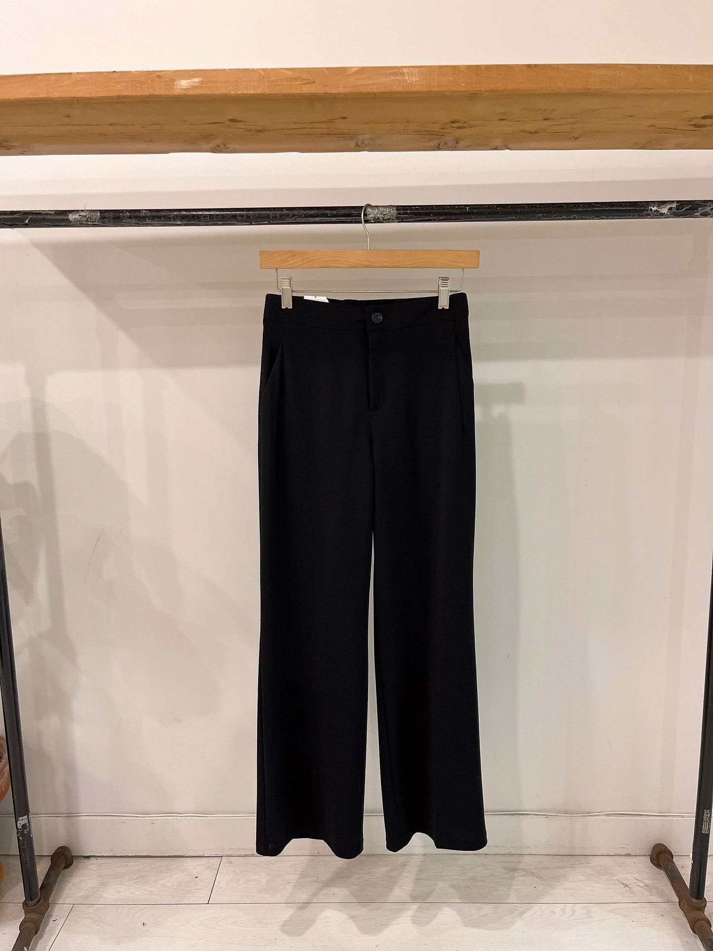 ERIKA Straight legged trousers