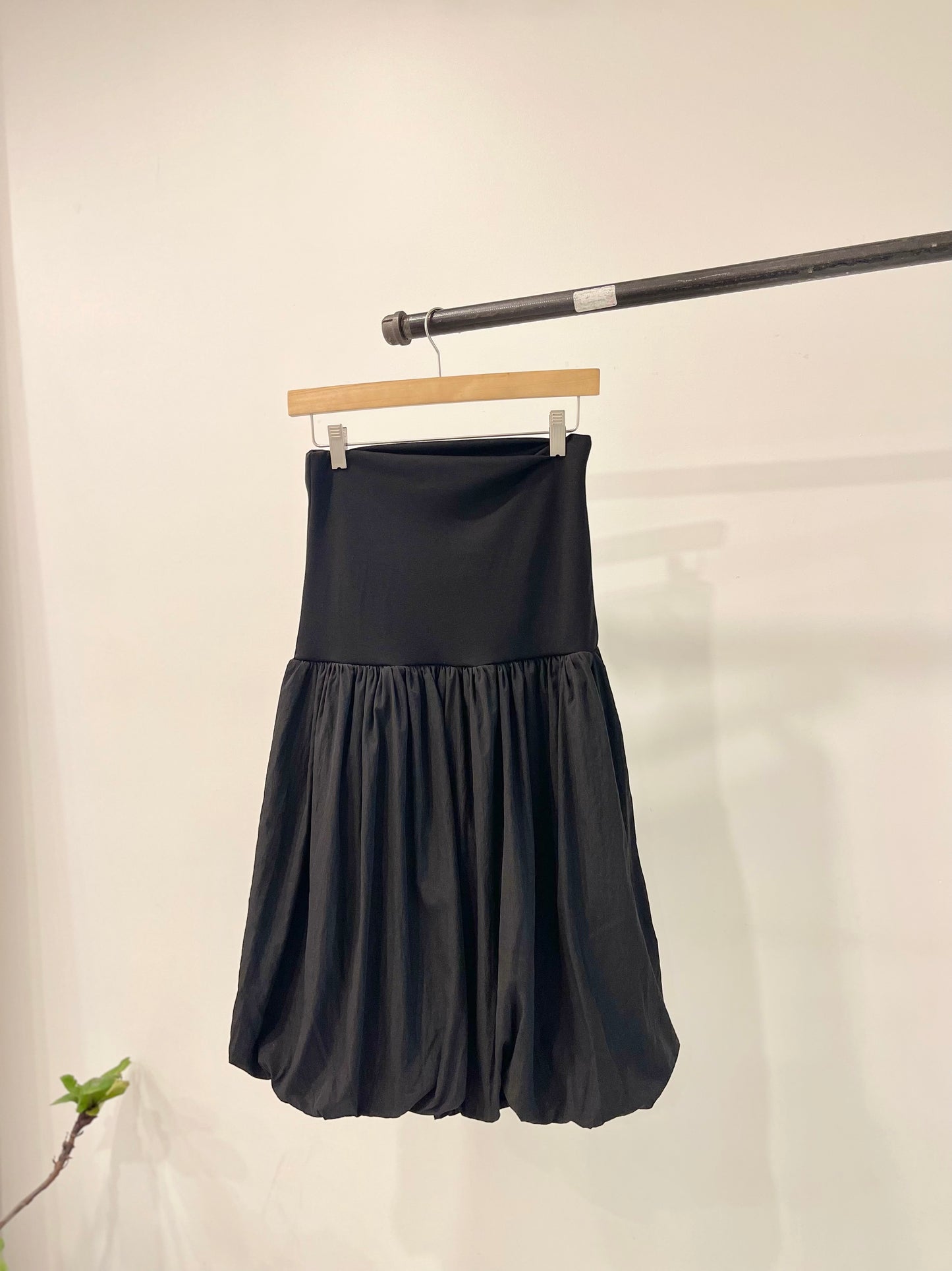 LUNA Balloon midi skirt