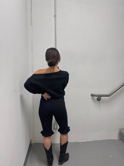 BENJI Ruffle hem capri