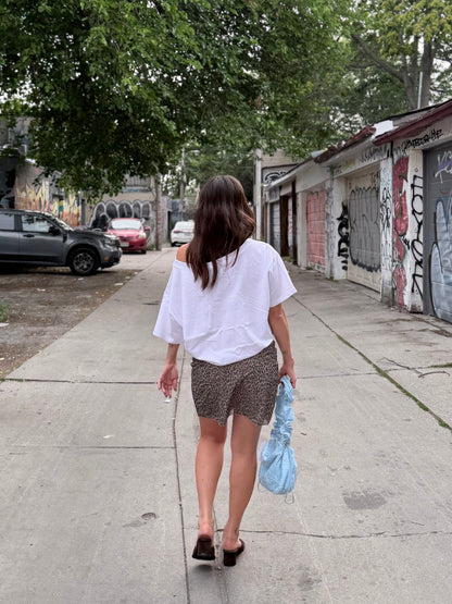 NOVA Off-shoulder tee