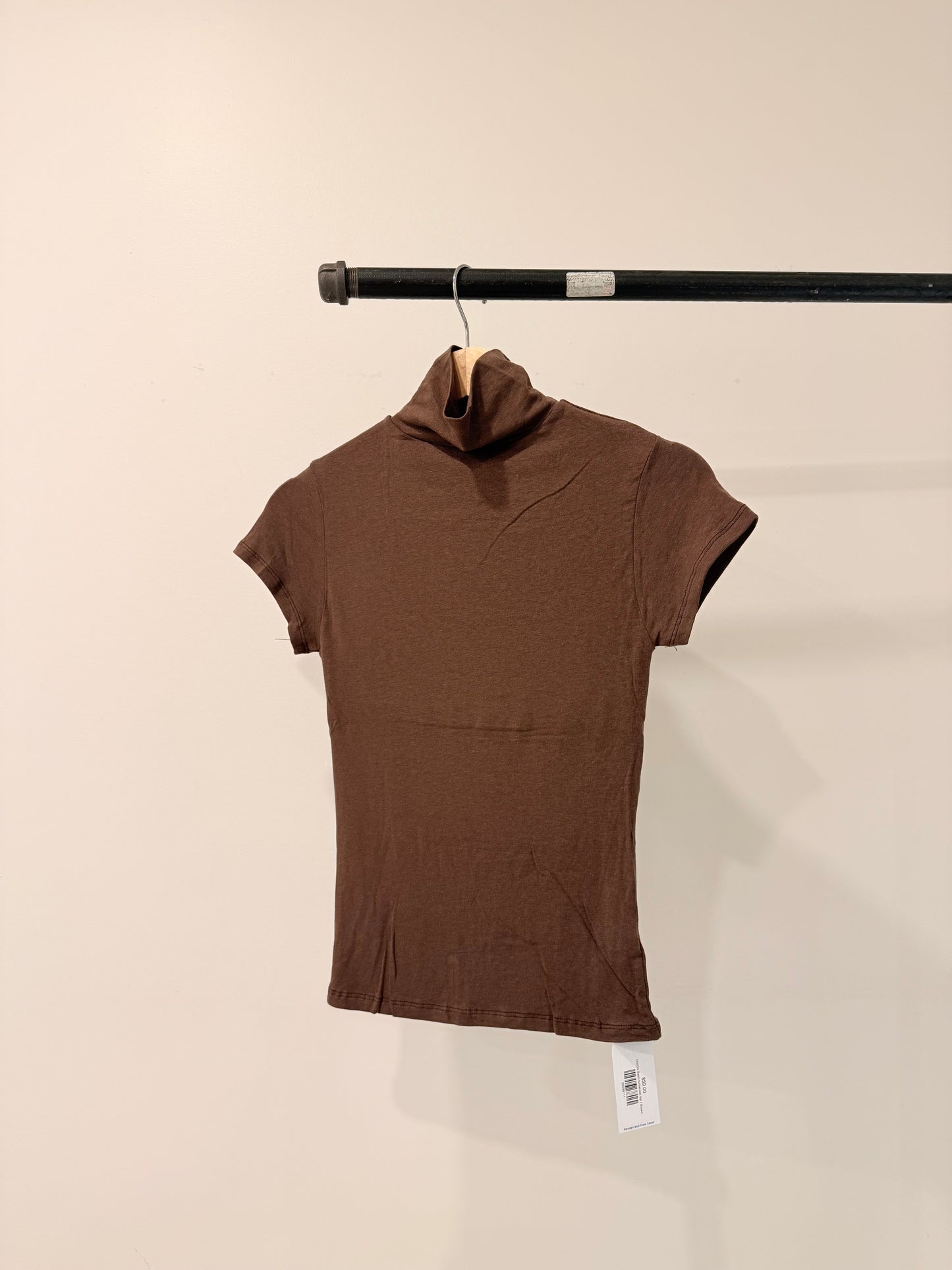 UNION Basic turtleneck top