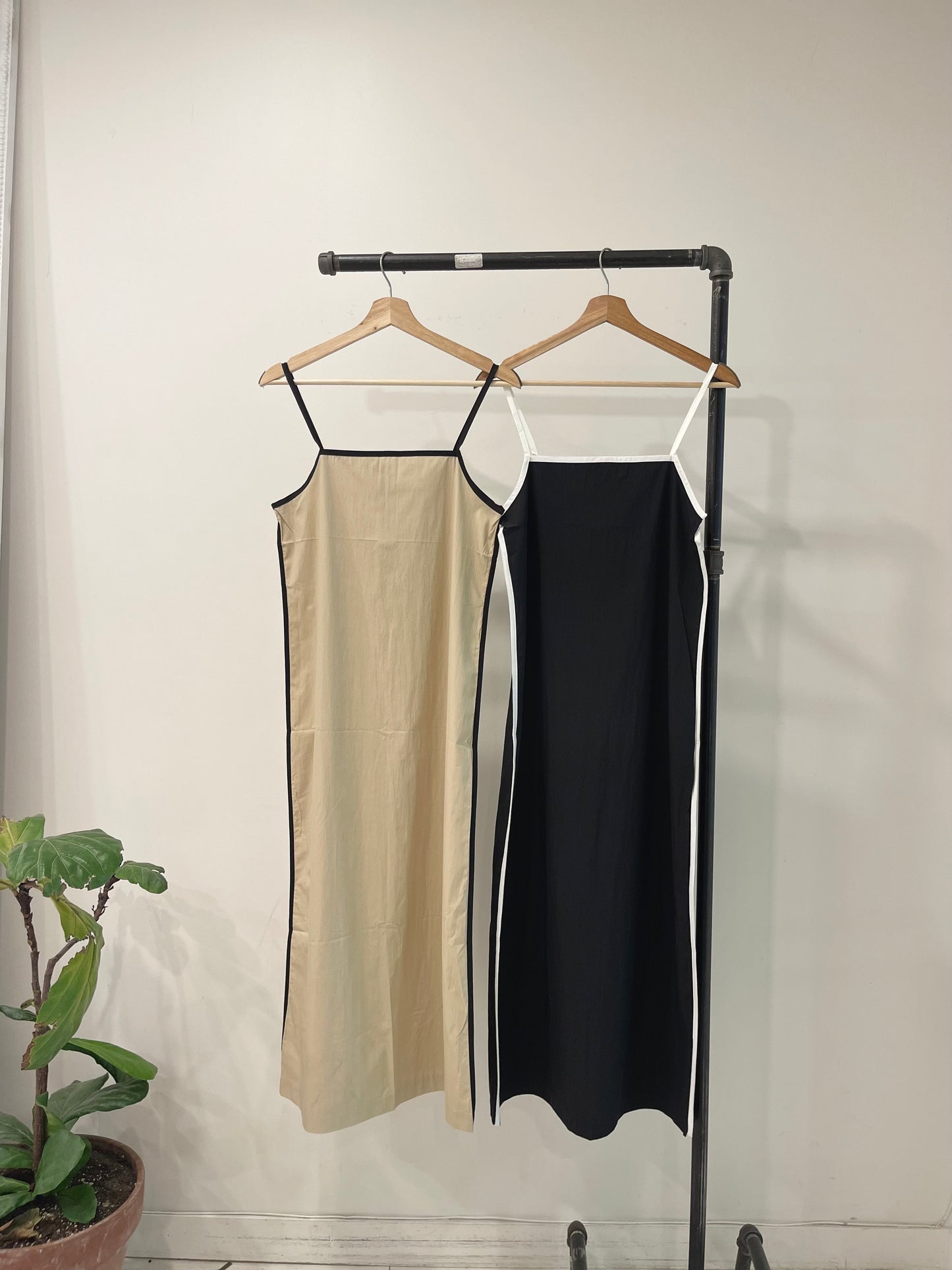 DELPHINE Colourblock slip dress