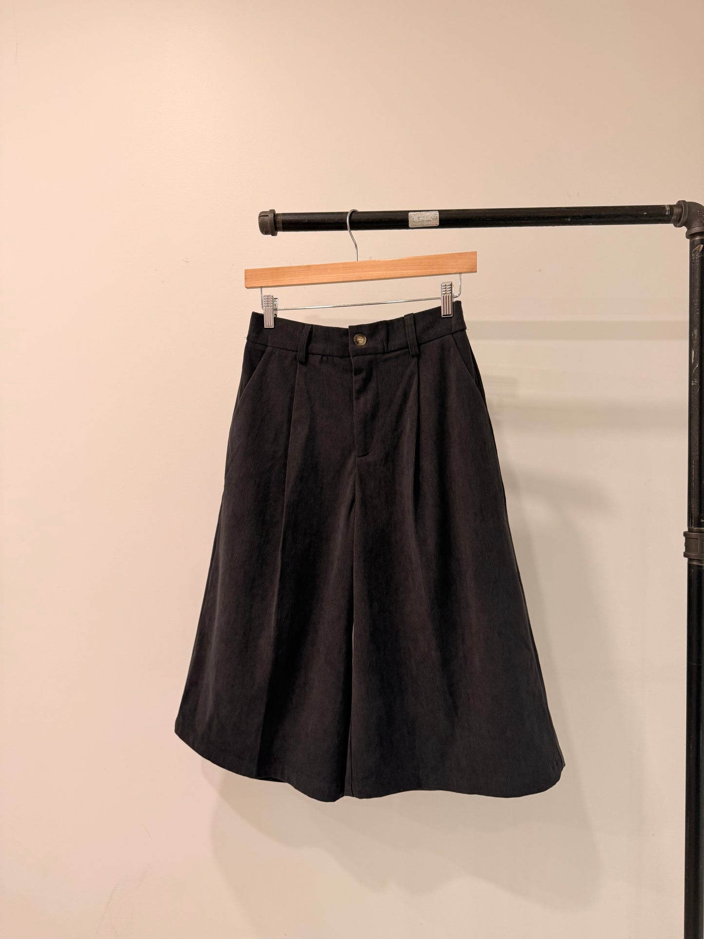 TRIS Corduroy culottes