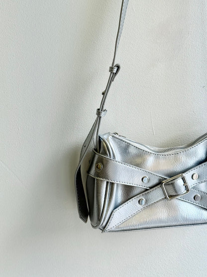 PLUS Silver belted purse