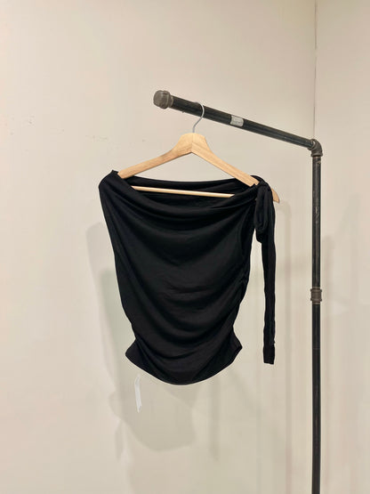 SUNNY Off shoulder top