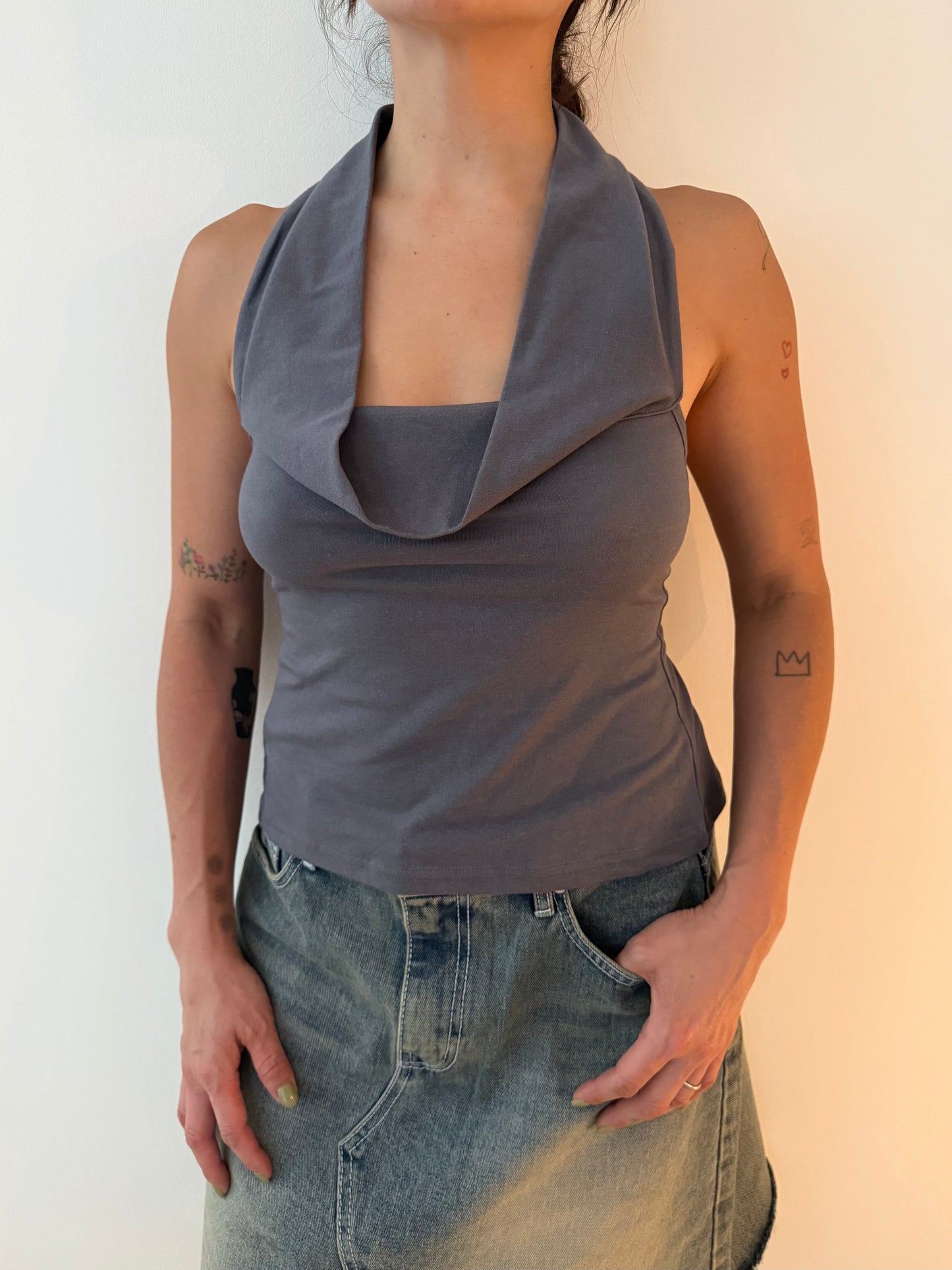 INES Off-shoulder tie-back top