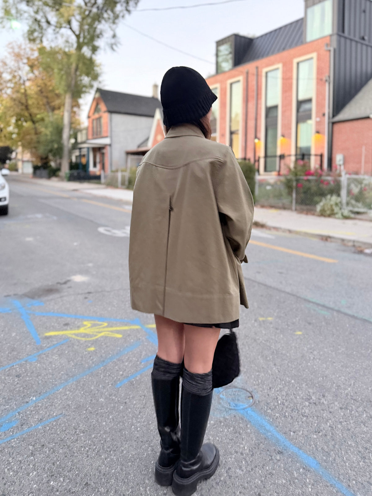 AUDRA Cropped trench