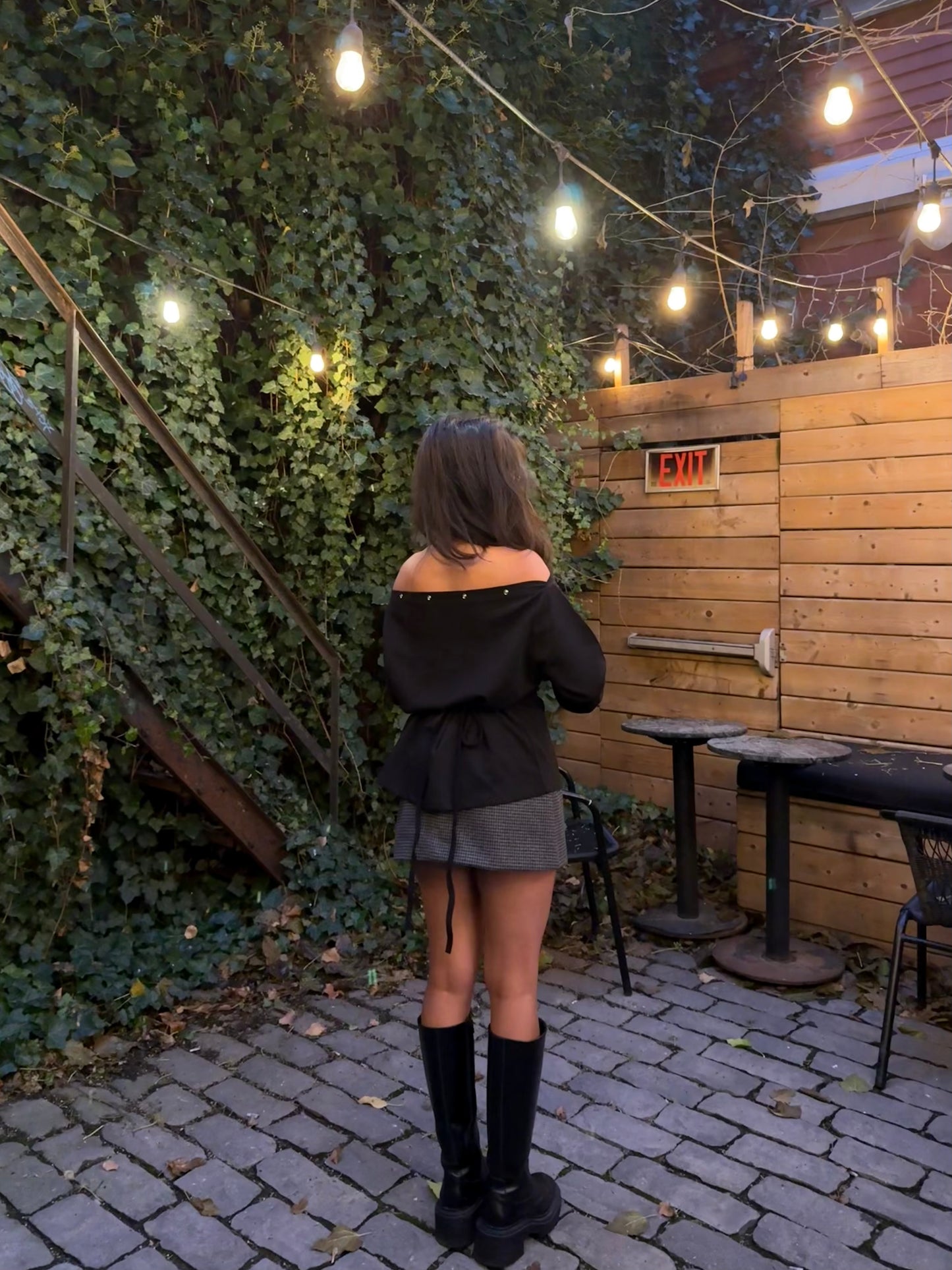 YO Snap button off shoulder top