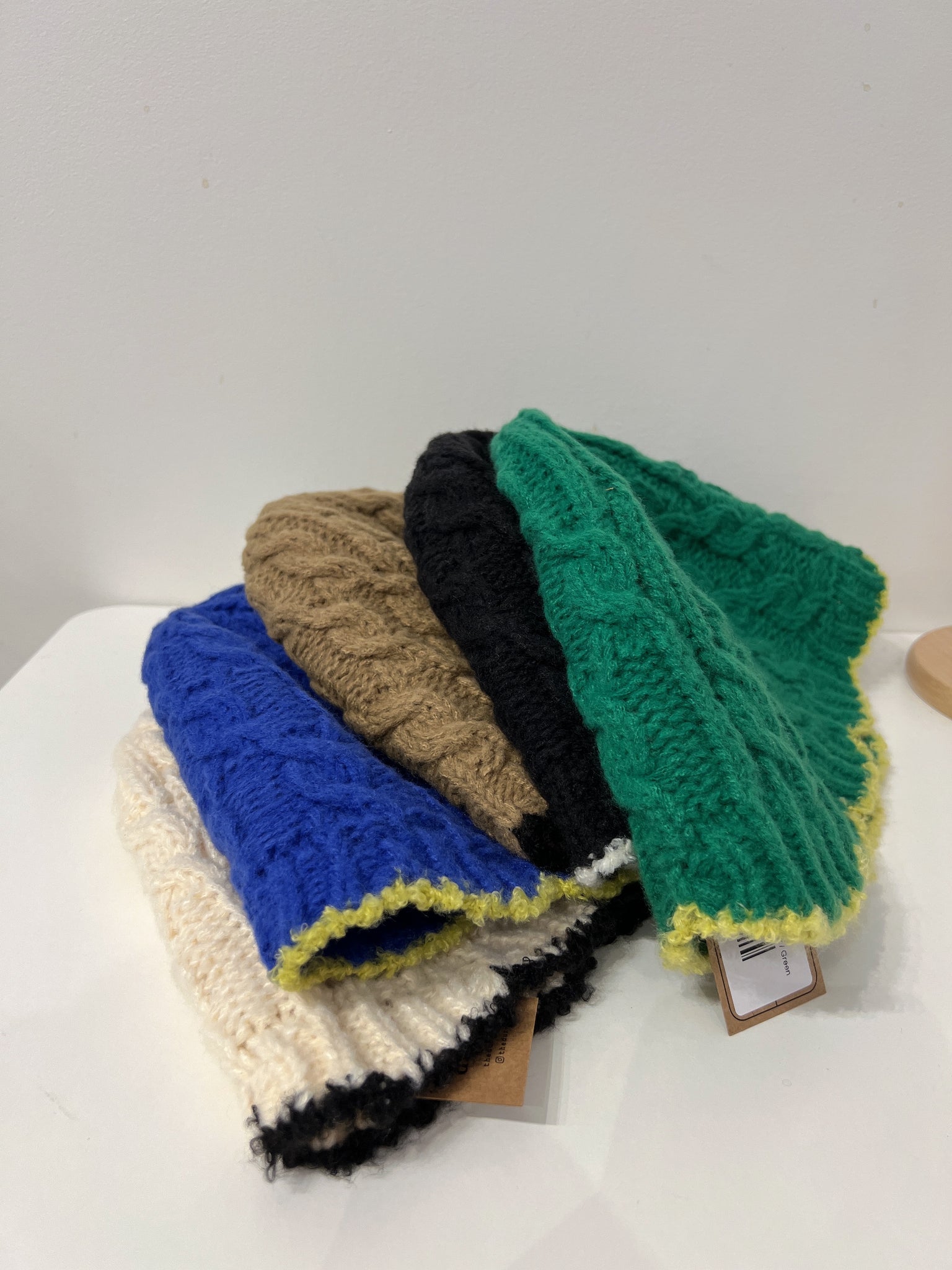BBOKKA Cable knit bucket hat