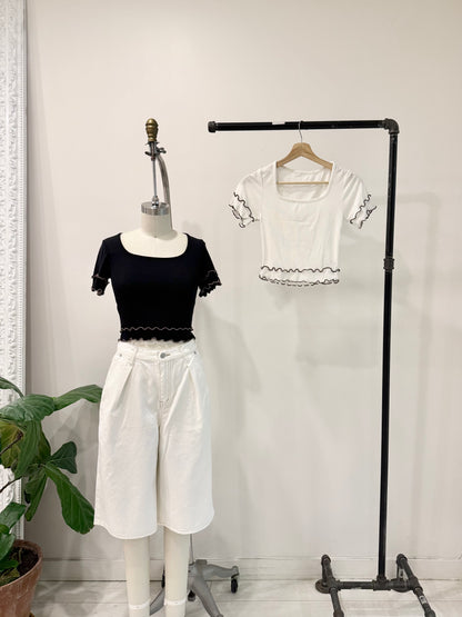 EMBER Lettuce edge tee