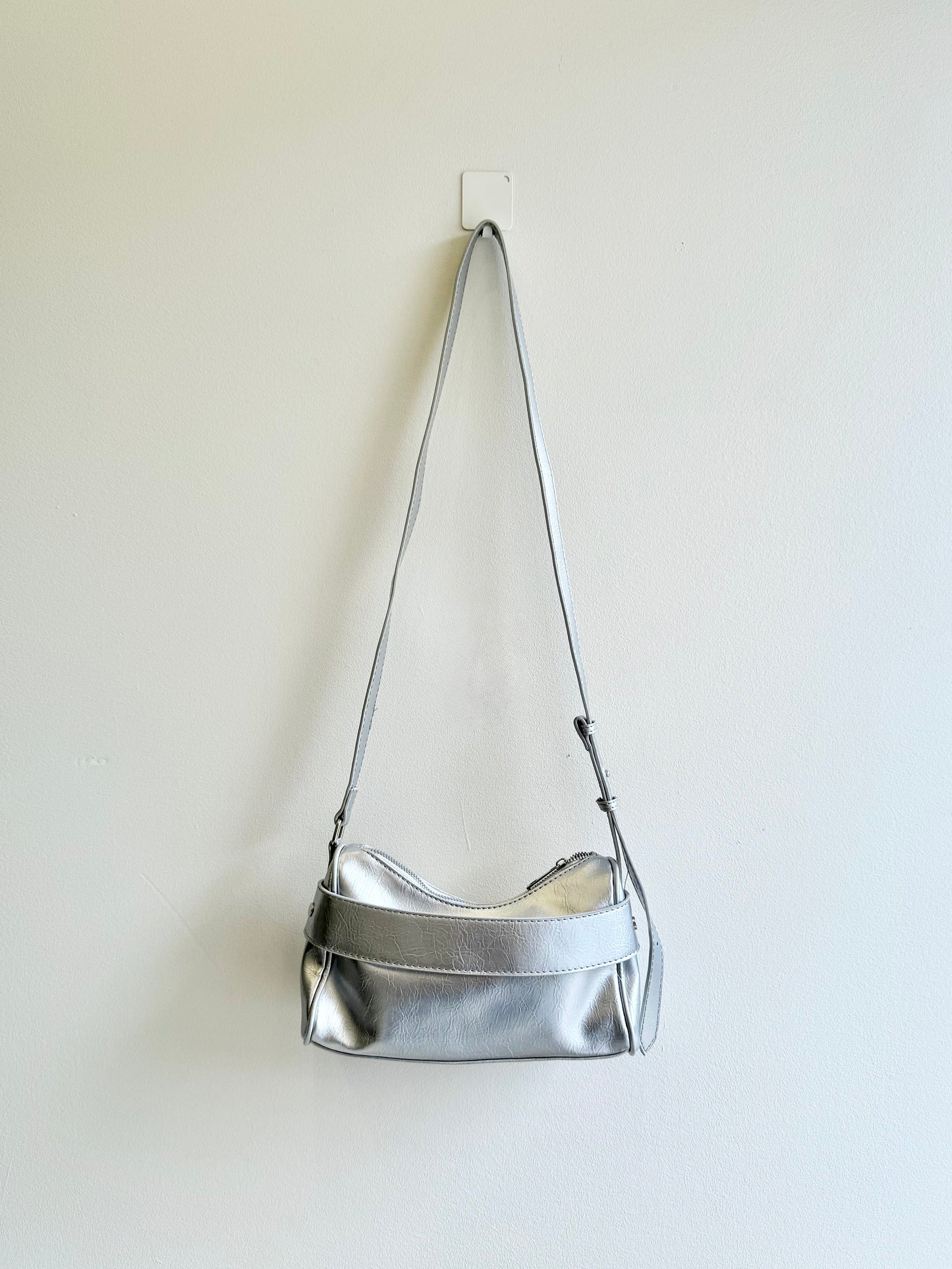 PLUS Silver belted purse