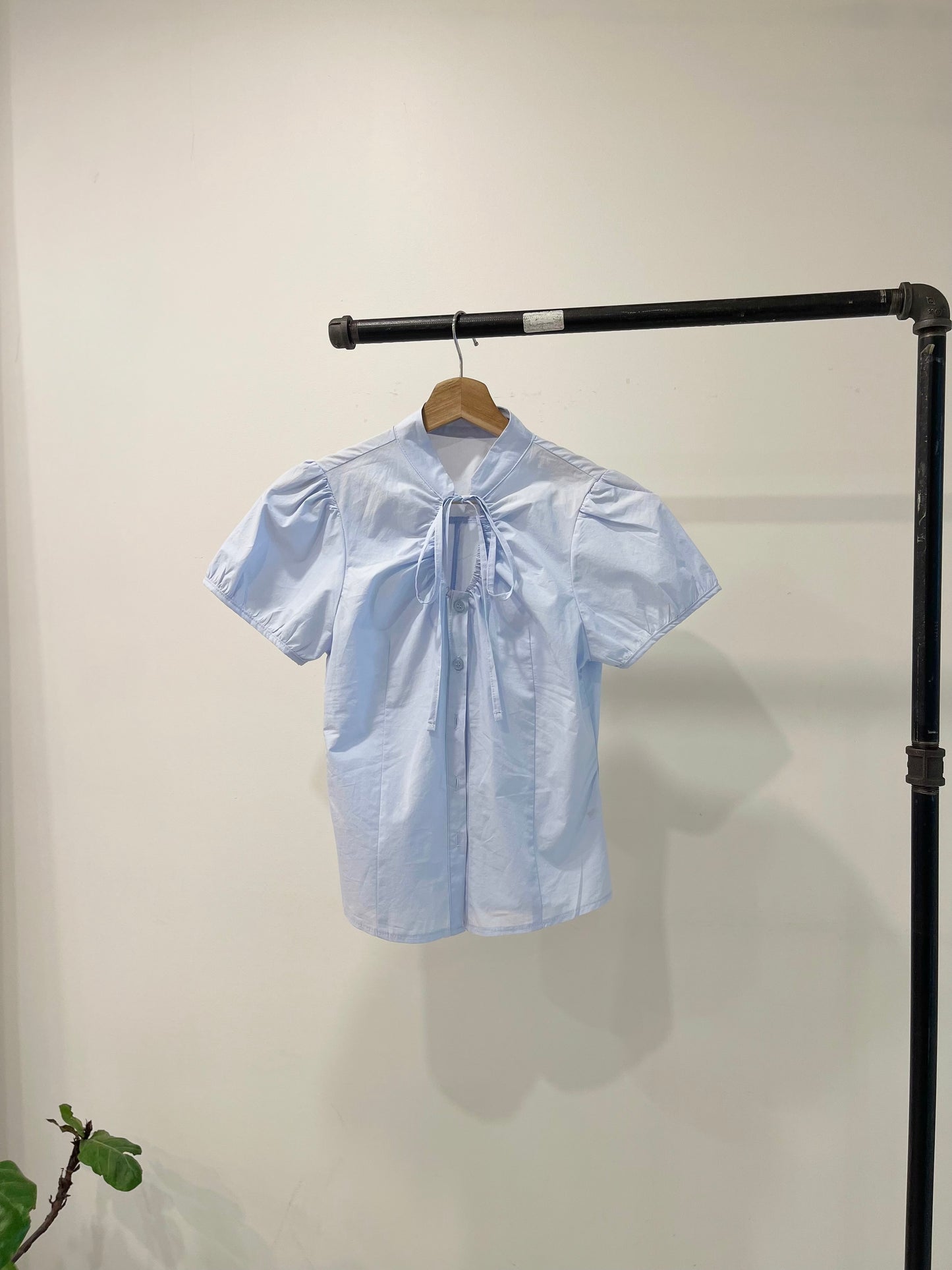 NOELLE Puff-sleeve tie-neck blouse