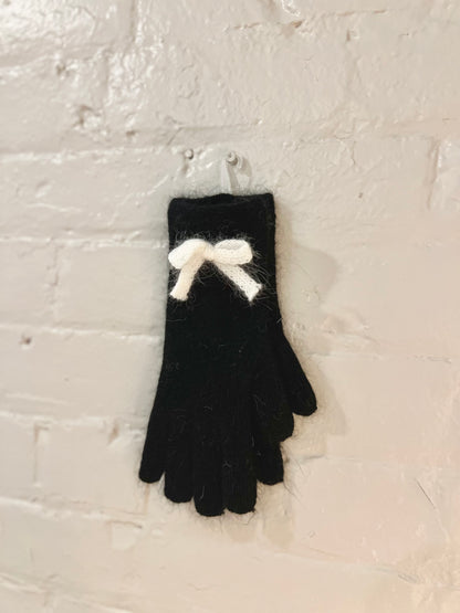 BETTA Bow angora gloves