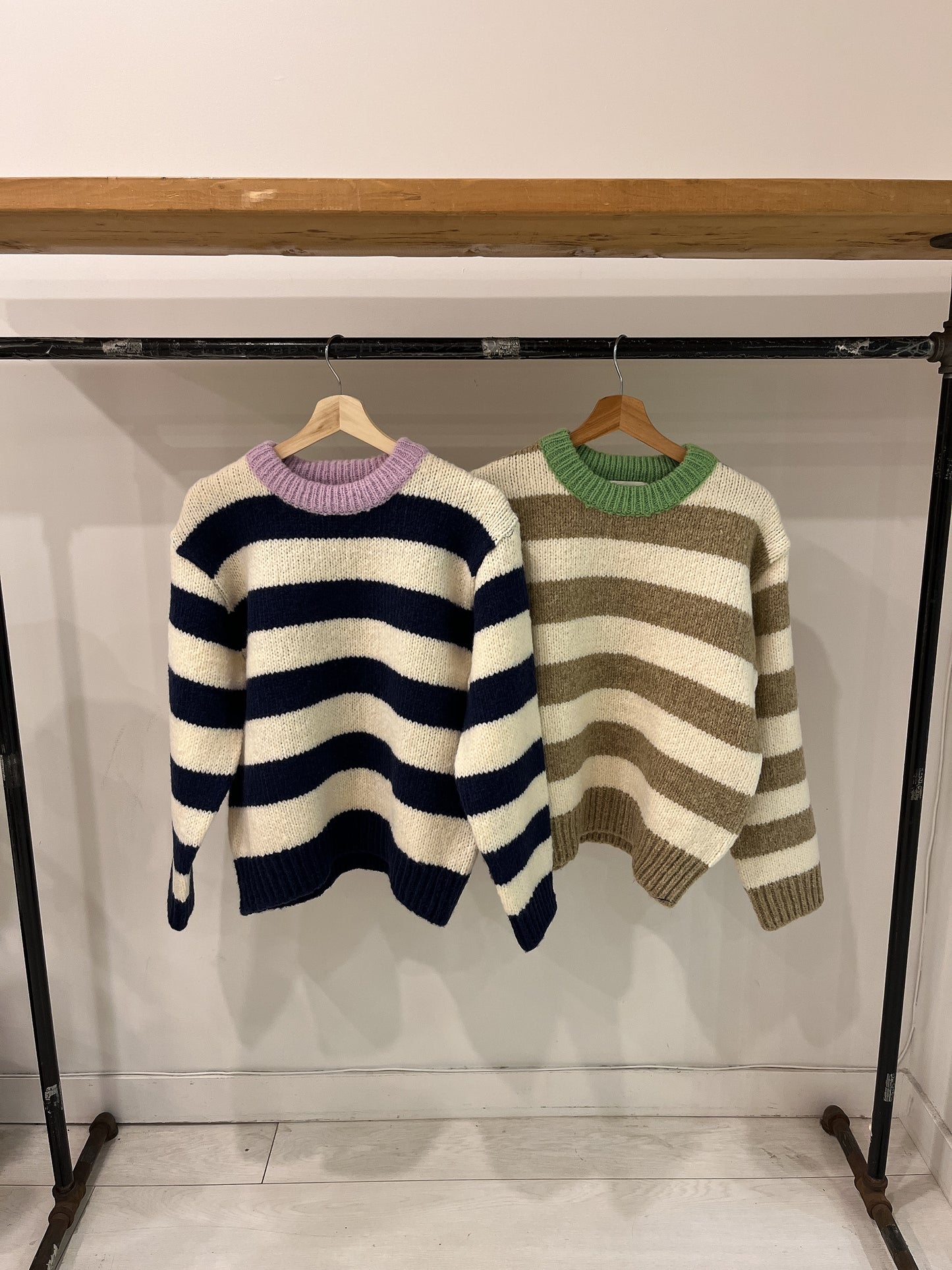 DEON Stripe sweater