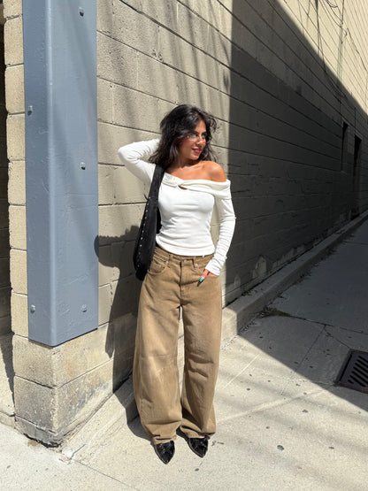 RIFF Twisted off shoulder top