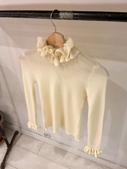 JUMI Ruffled edge knit top