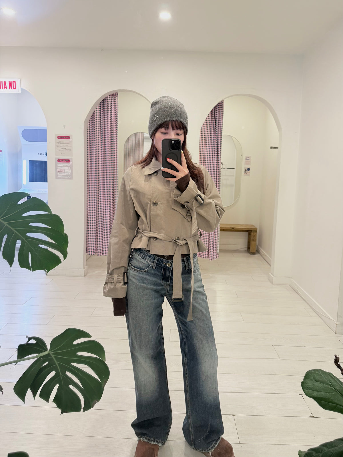 BETH Cropped trench