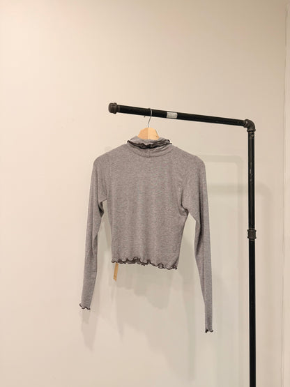 TOUCH Lettuce edge turtleneck top