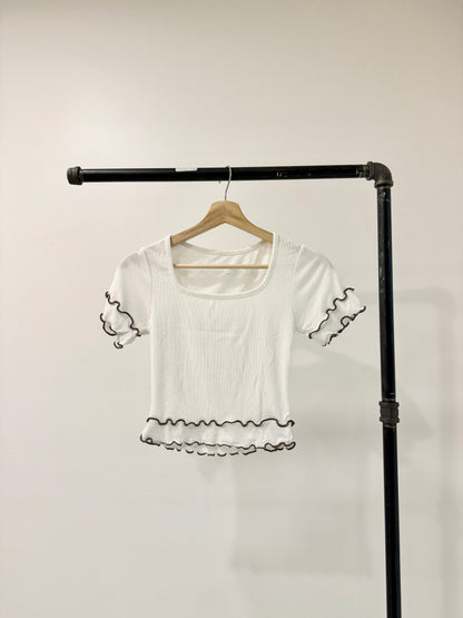 EMBER Lettuce edge tee