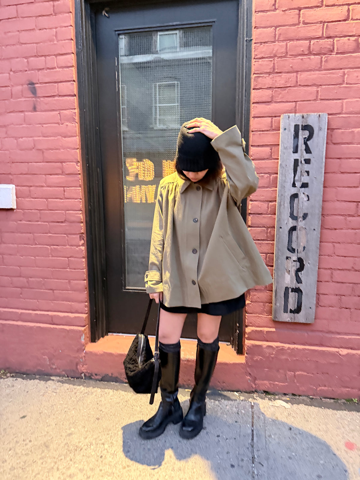 AUDRA Cropped trench