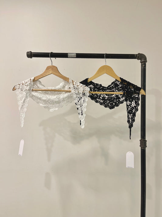 NIKA Lace headscarf