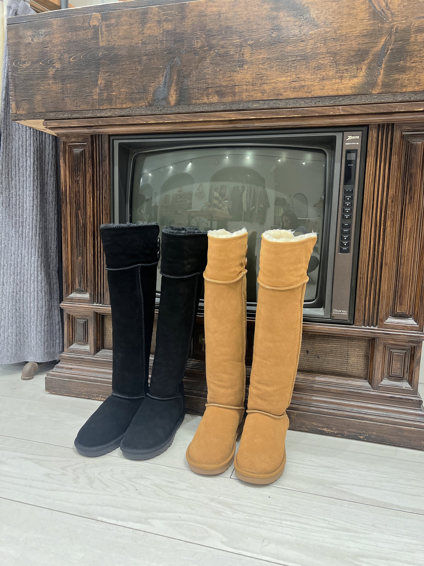 NELLA Knee high sherpa boots