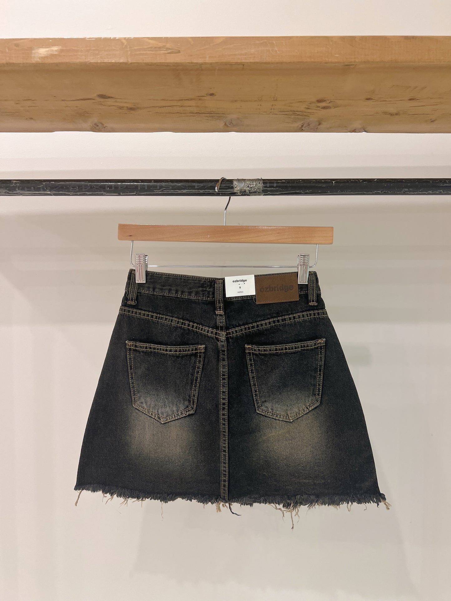 APRIL Acid wash denim skirt