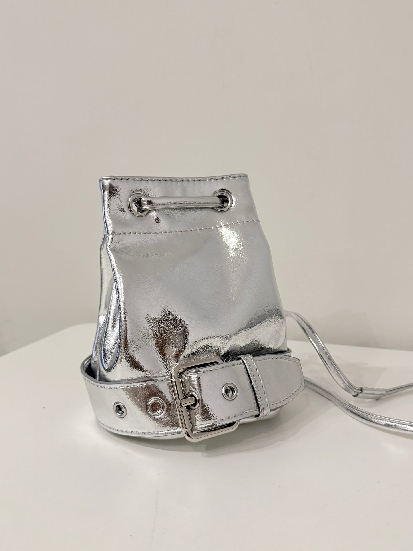 BITE Mini bucket bag