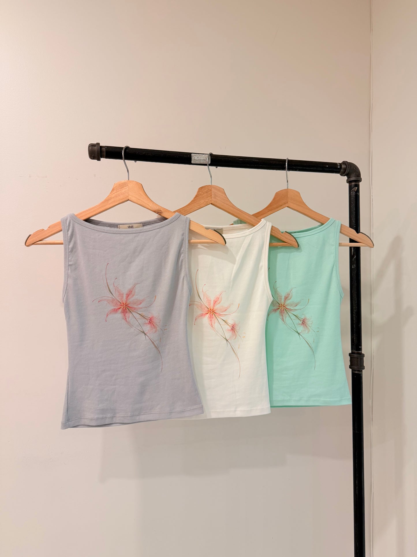 IRIS Floral tank