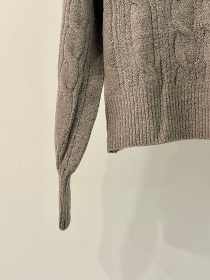 TIDE Cable-knit sweater