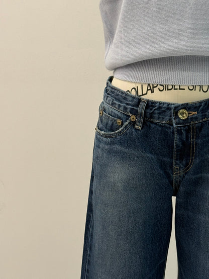 CLOSER Low rise jeans