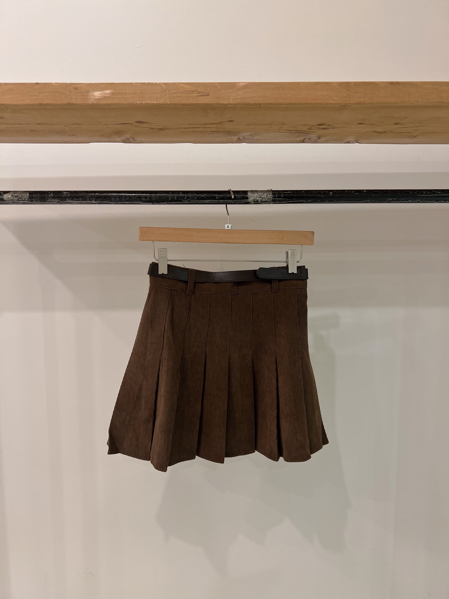 KALI Pleated mini skirt