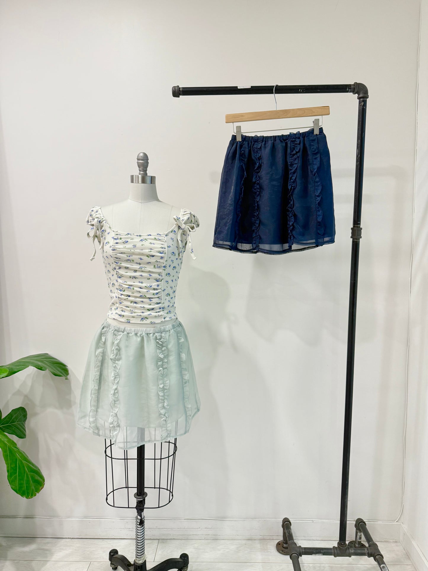 SAGE Mini skirt