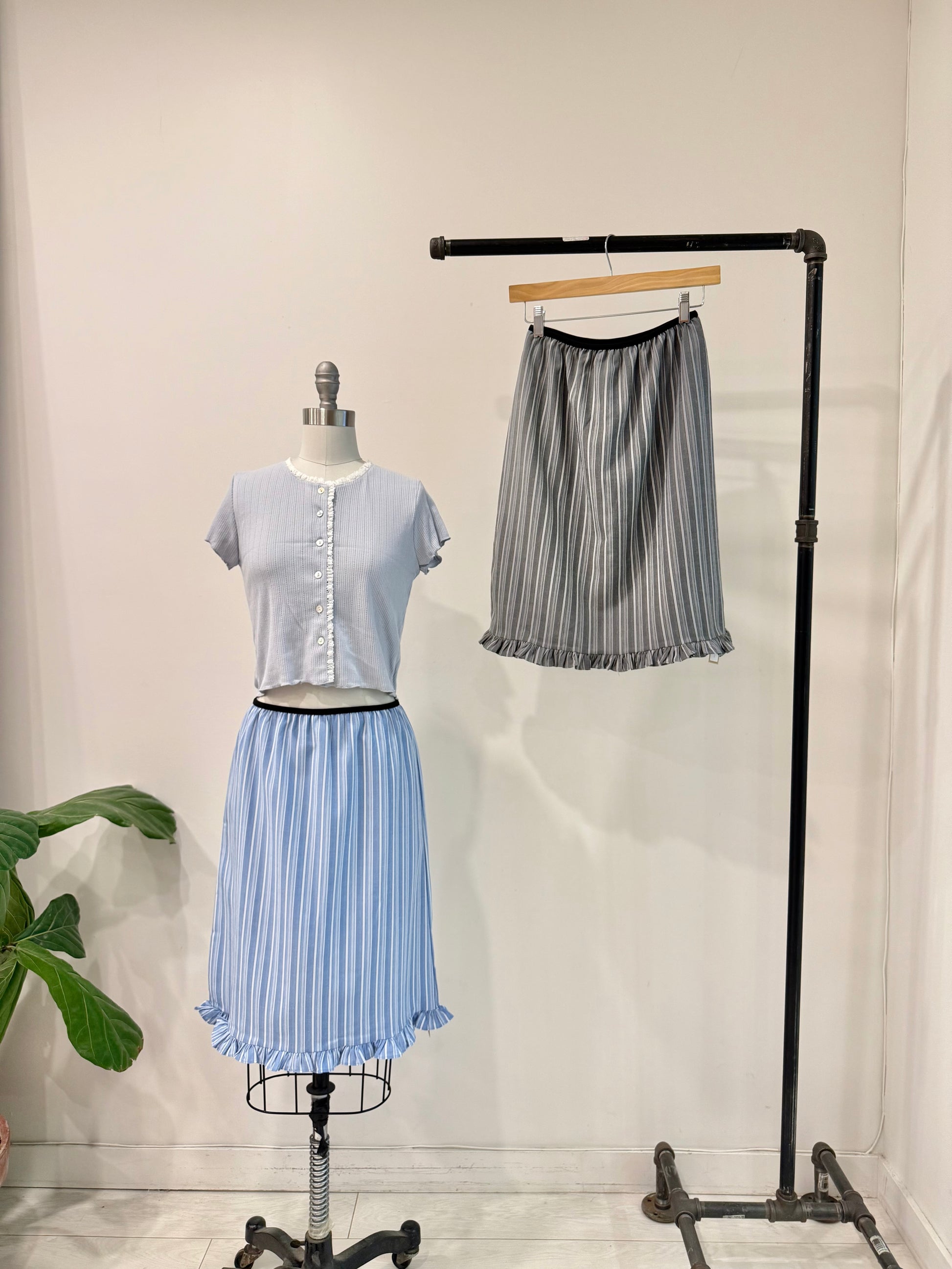 JADE Midi stripe skirt – Durumi