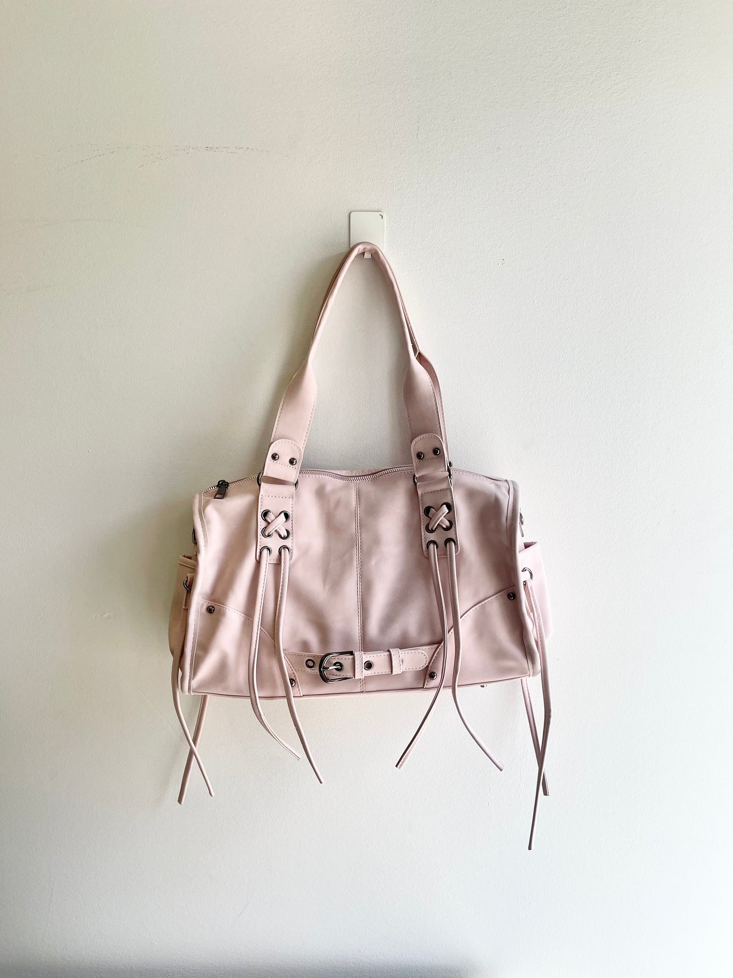 HARLOW Belted washed bag