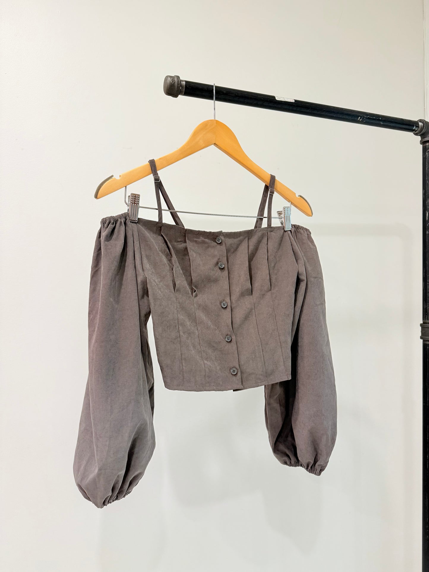 LOWE Off shoulder blouse
