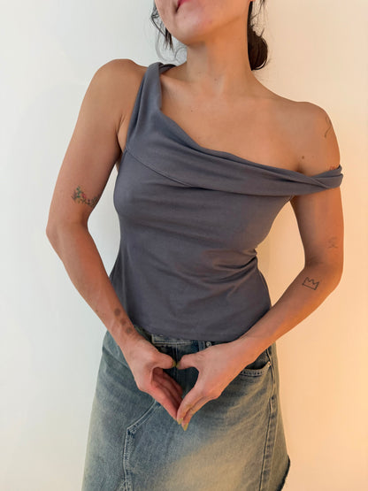 INES Off-shoulder tie-back top