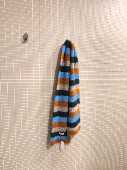 IMAGINE Fuzzy stripe scarf