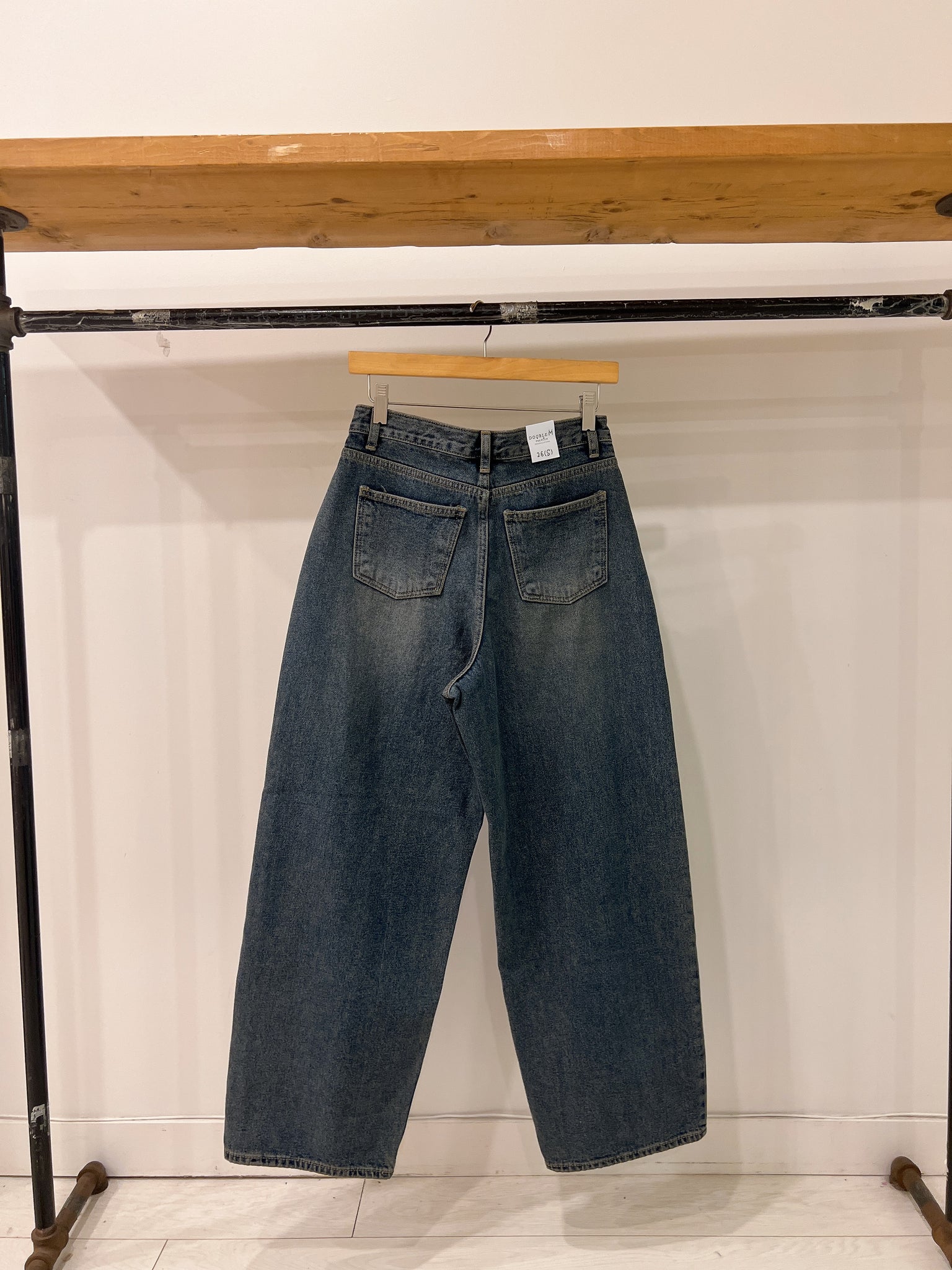 DANGO2 Wide legged jeans