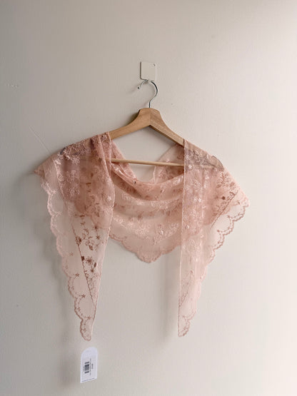 HUE Large triangle scarf