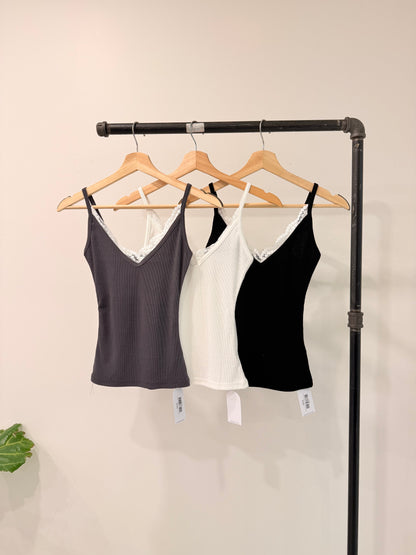 COLE Lacy neckline tanktop