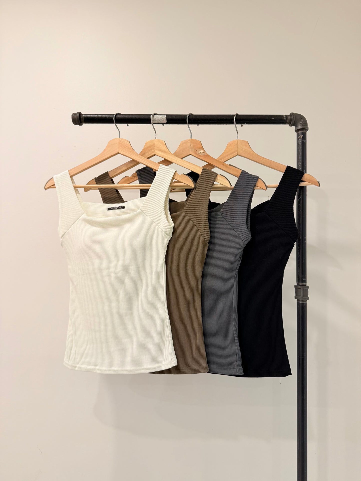 FIRE Square neckline tanktop