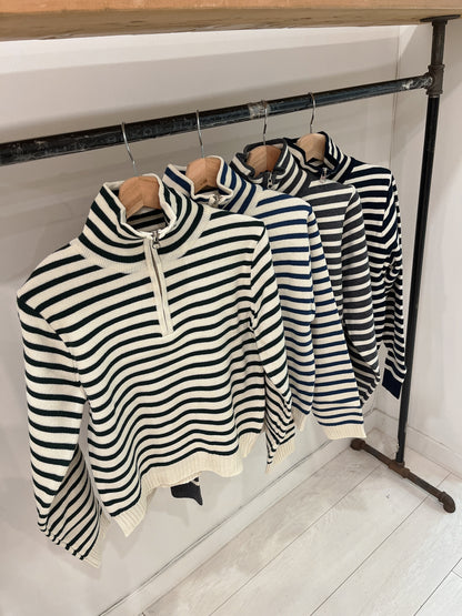 PETAN Stripe half-zip sweater