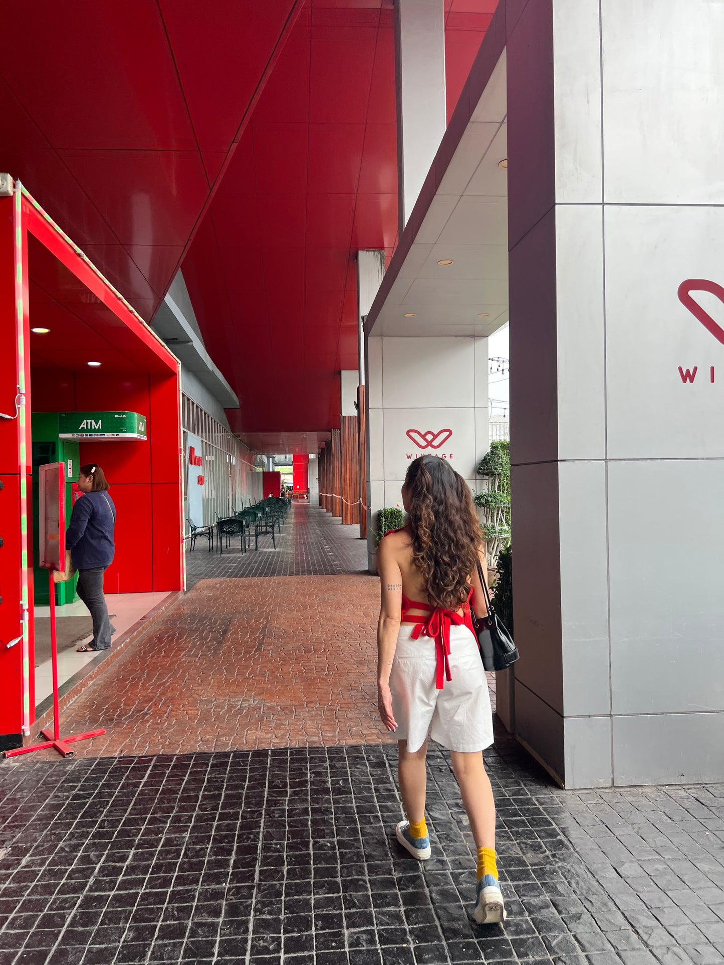 GEM Backless knit top