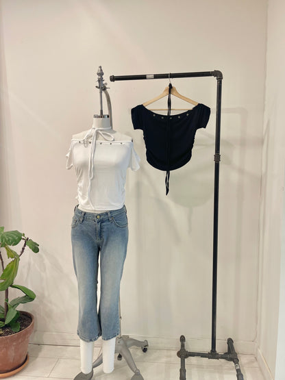 EVIE Eyelet-trim crop tee
