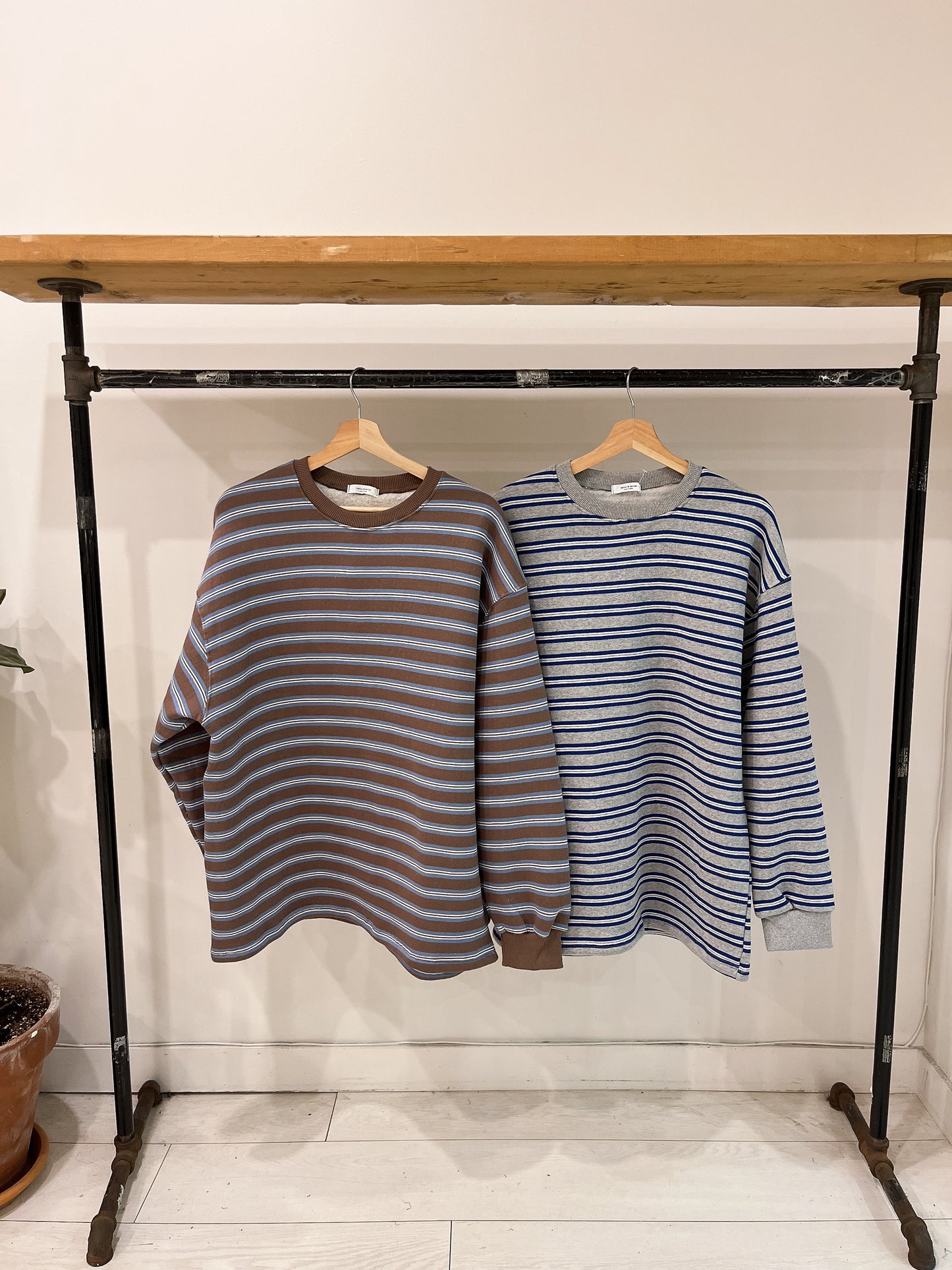 QUINN Stripe sweatshirt