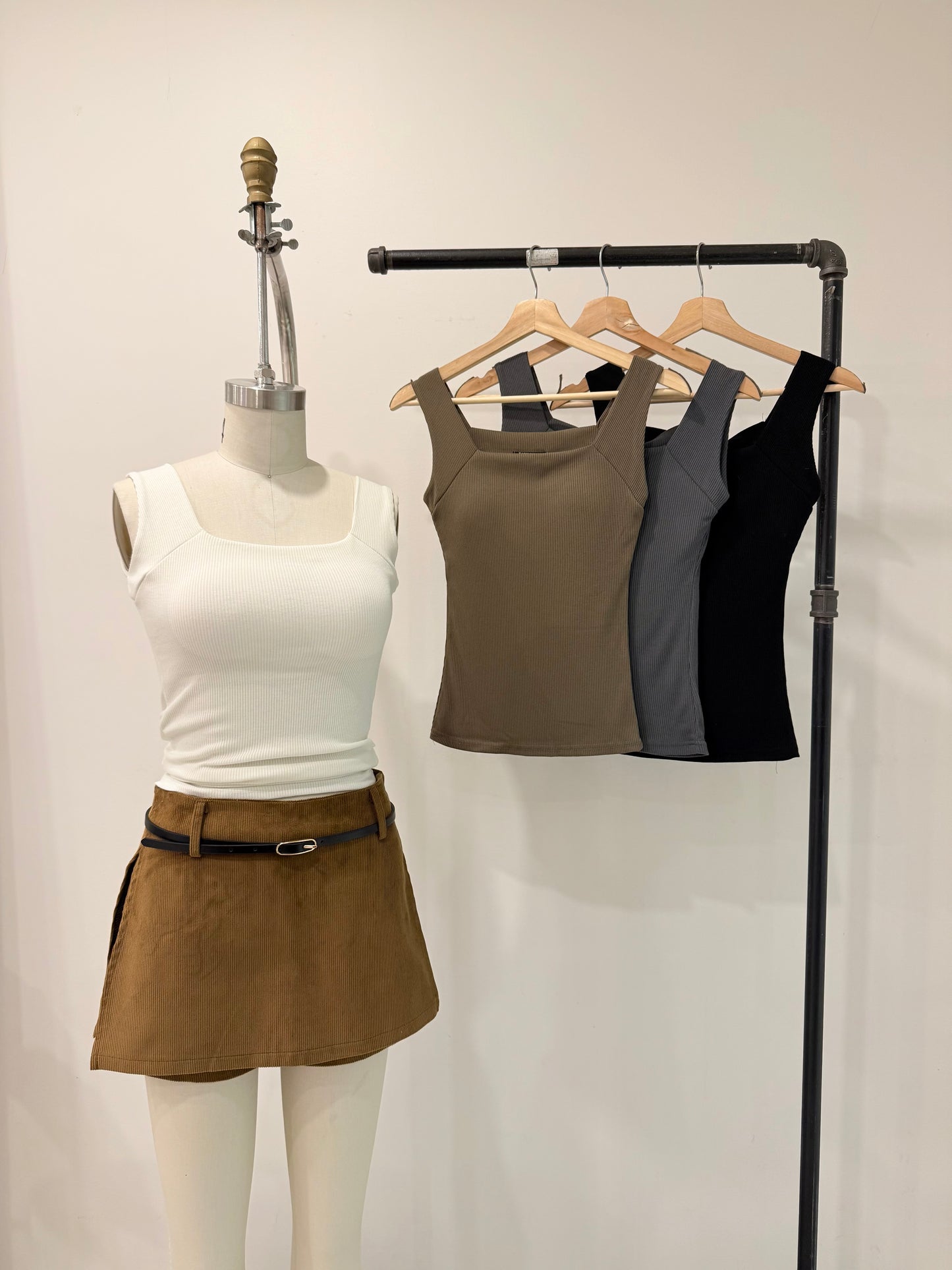 FIRE Square neckline tanktop