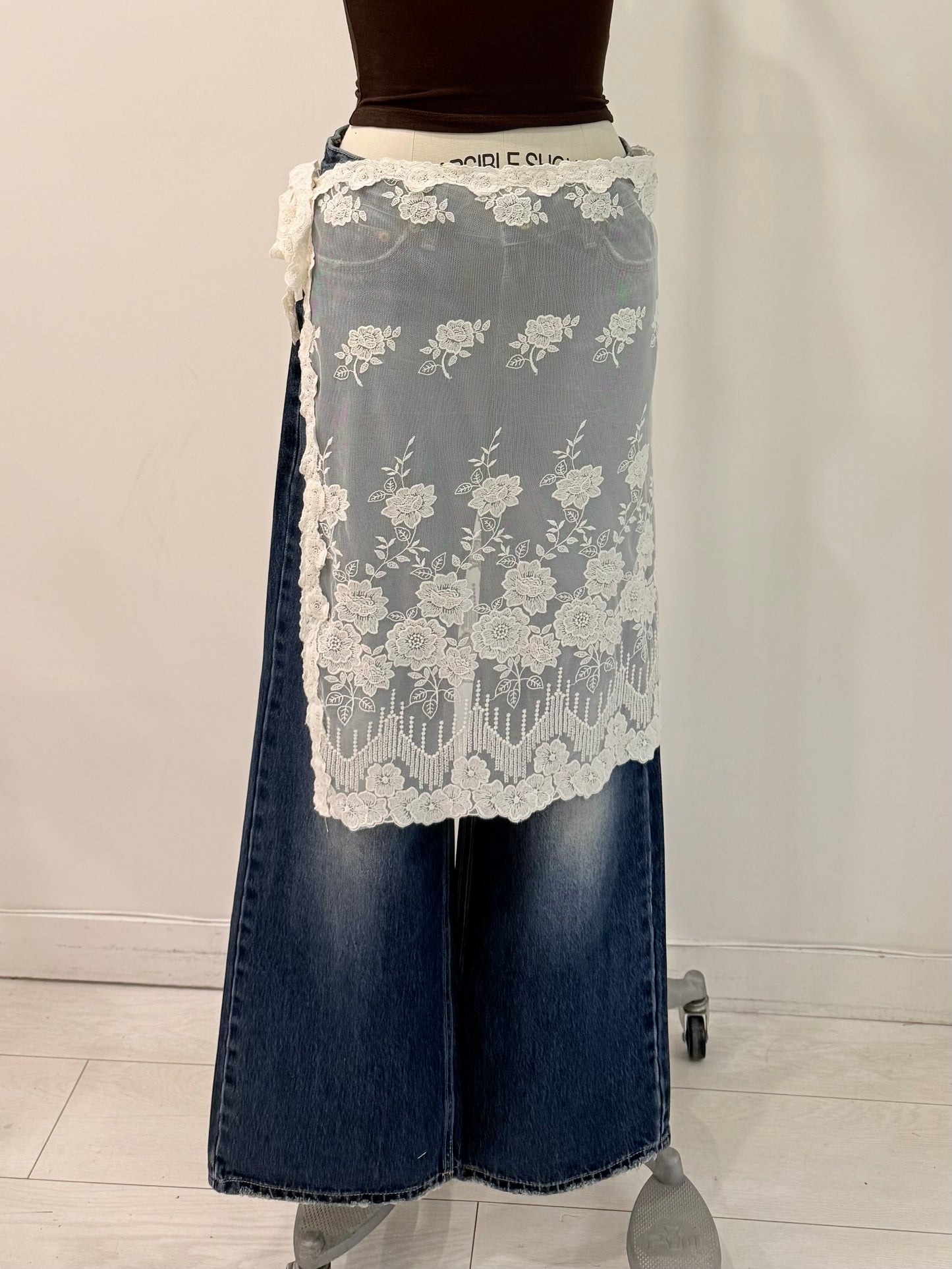 OLIVIA Lace wrap skirt