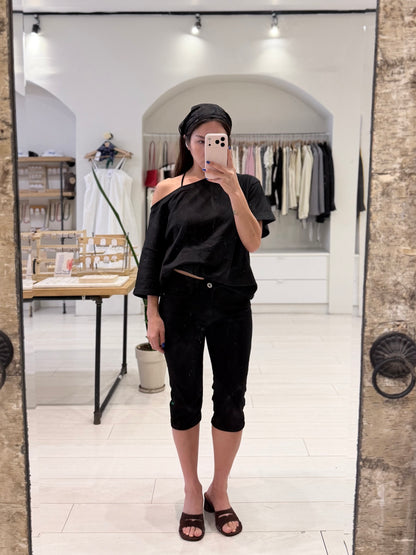 NOVA Off-shoulder tee