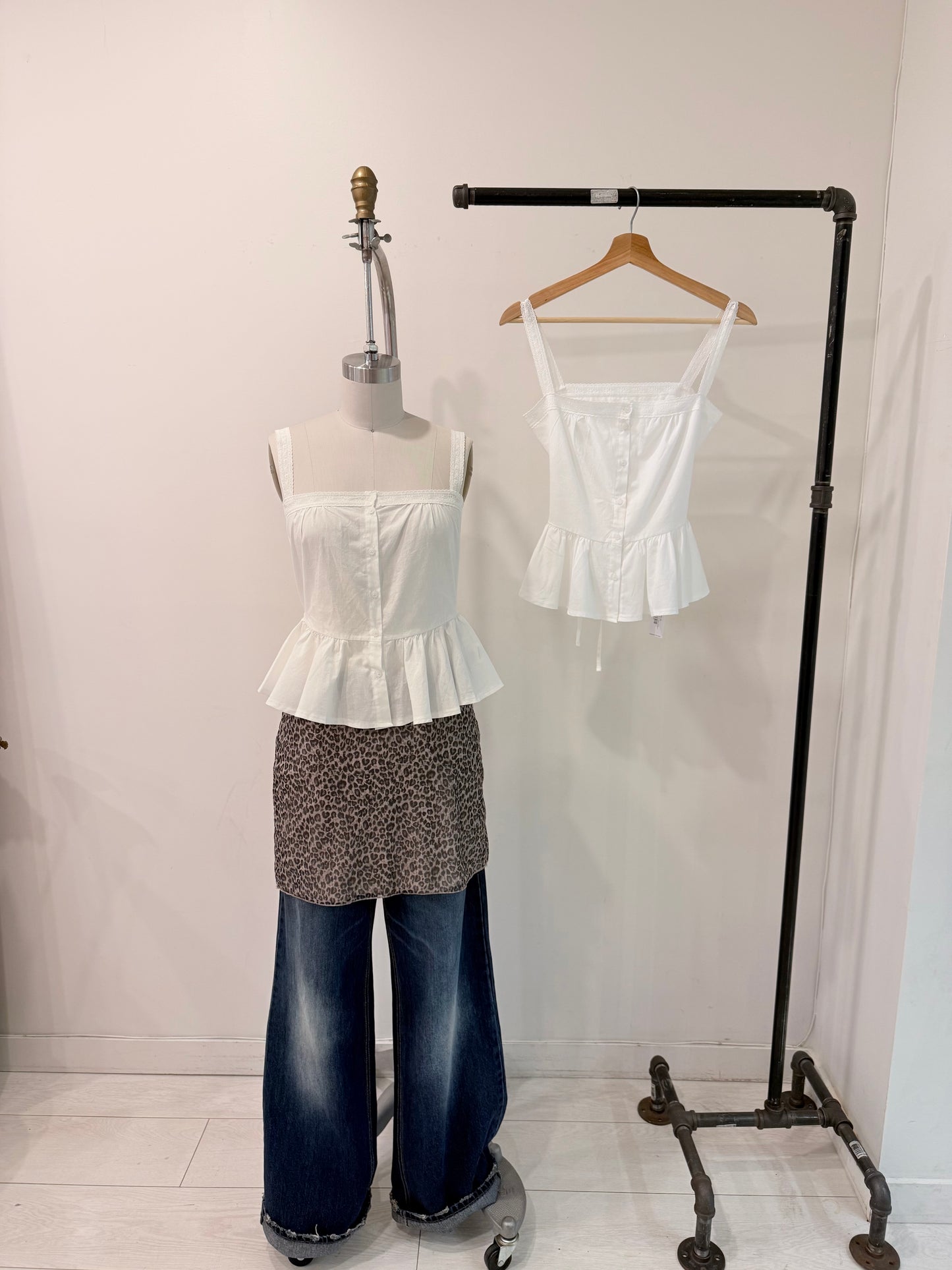 MARLOWE Peplum top